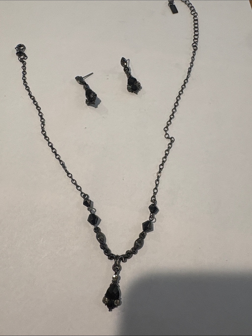 1928 Black Teardrop Crystal Necklace with Matching Earrings